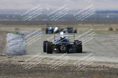 media/Oct-26-2025-CalClub SCCA (Sun) [[8ce1e69566]]/Group 3/Grapevine/